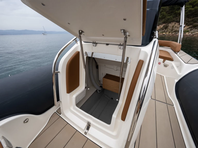 Yacht hire Arbatax cheap BSC 78