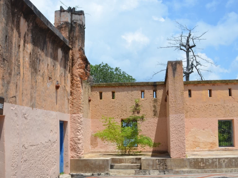Sailboat hire in Zanzibar - Custom Custom