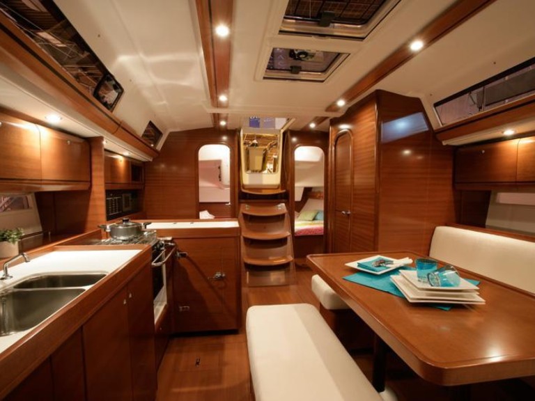 Hire Sailboat Dufour with a boat licence