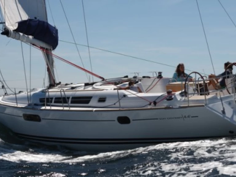 Hire a Jeanneau Sun Odyssey 44i Pirovac