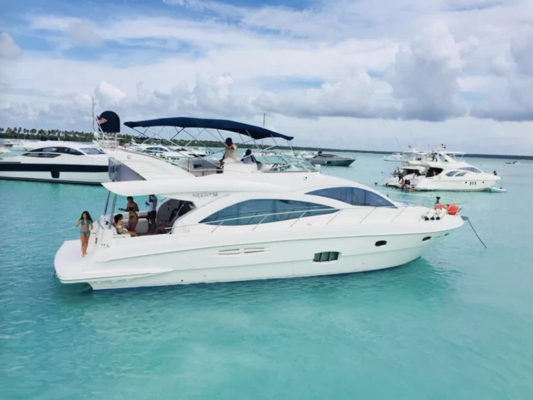 Hire Motorboat with or without skipper Azimut La Romana