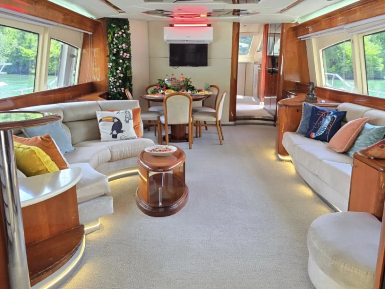 Hire Luxury Yacht with or without skipper Majesty Yachts La Romana