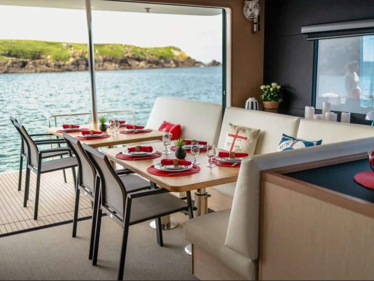 Luxury Yacht hire in Sint Maarten - Neel L'INDECIS