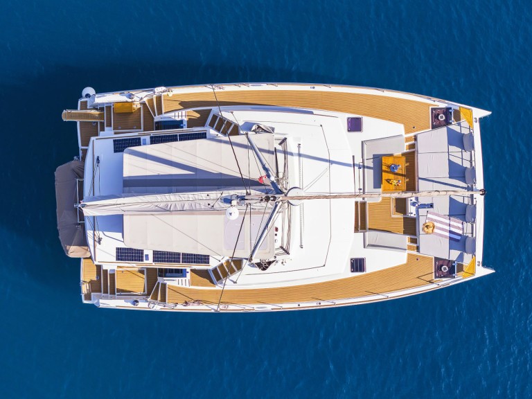 Hire a Bali Bali 5.4 Kaštela