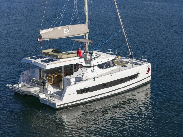 Catamaran to hire Šibenik at the best price