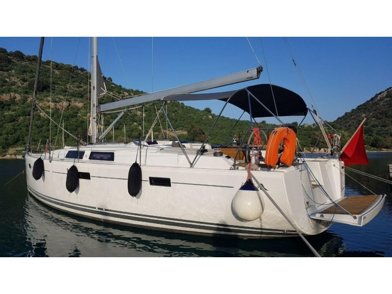 Sailboat hire in Fethiye - Hanse Hanse 415