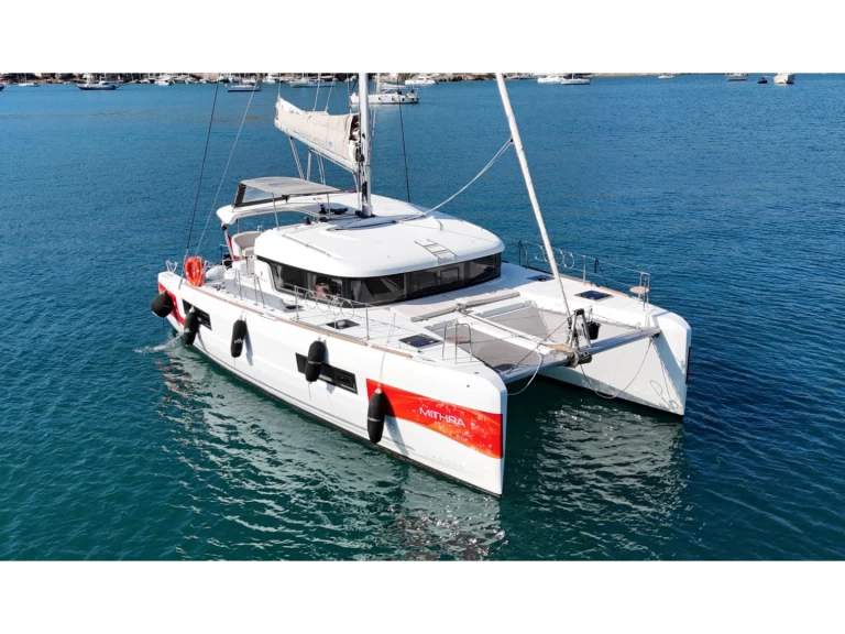 Yacht hire Marmaris cheap Lagoon 40