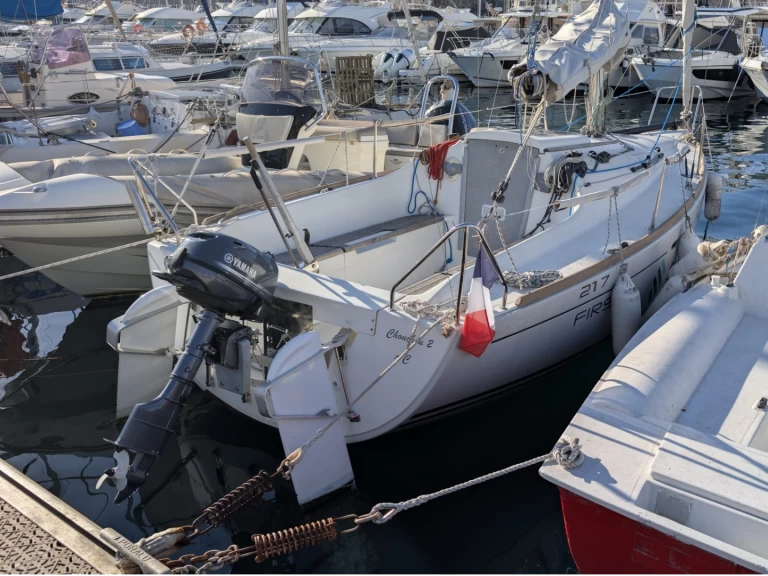 Hire Sailboat with or without skipper Bénéteau Port Fréjus
