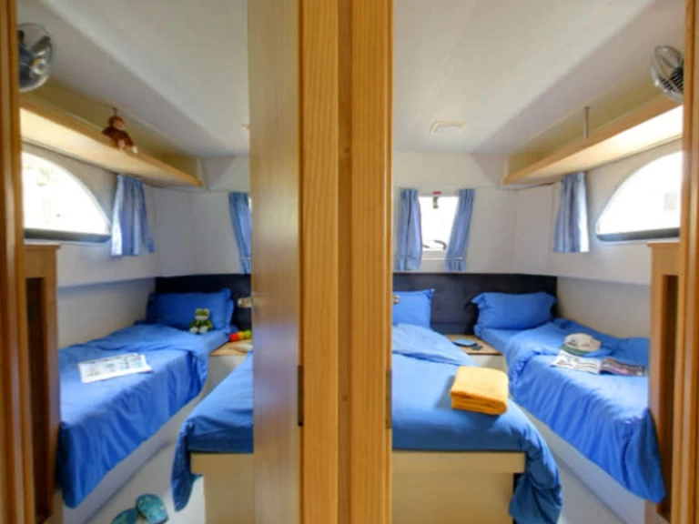 Motorboat hire in Douelle - Le Boat Salsa A