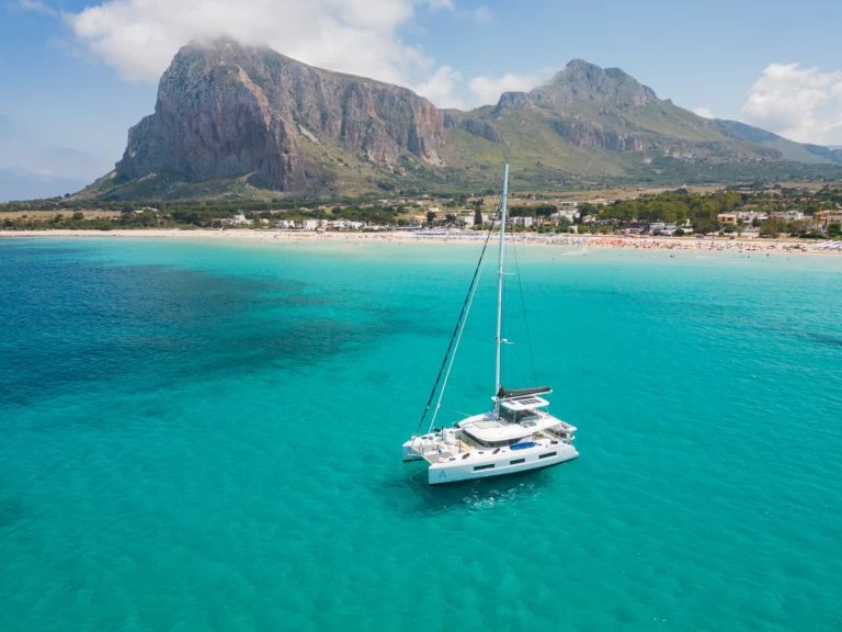 Hire Catamaran with or without skipper Lagoon Castellammare di Stabia