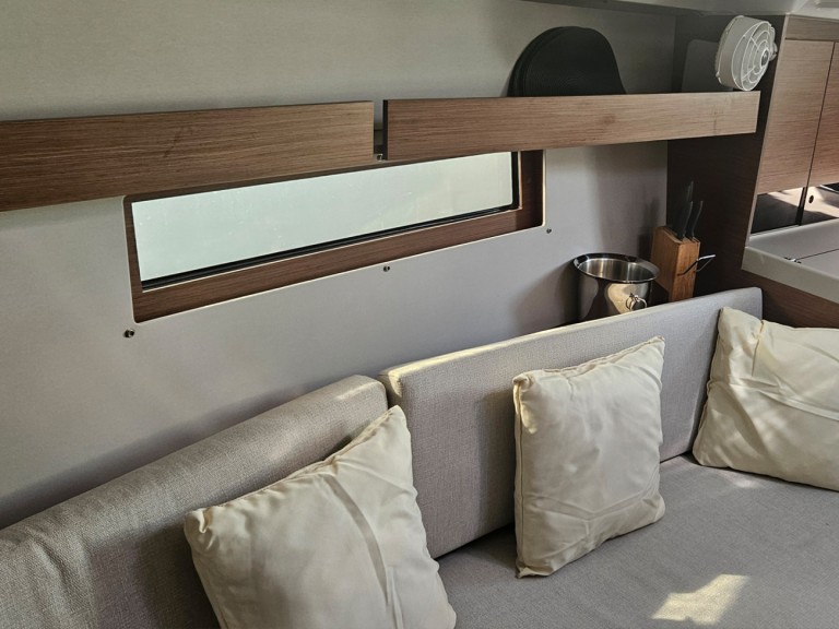 Hire a Bénéteau Oceanis 34.1 Marmaris