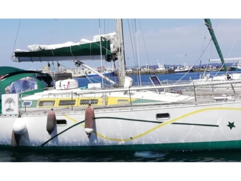 Hire Sailboat with or without skipper Feeling Golfo de San Blas