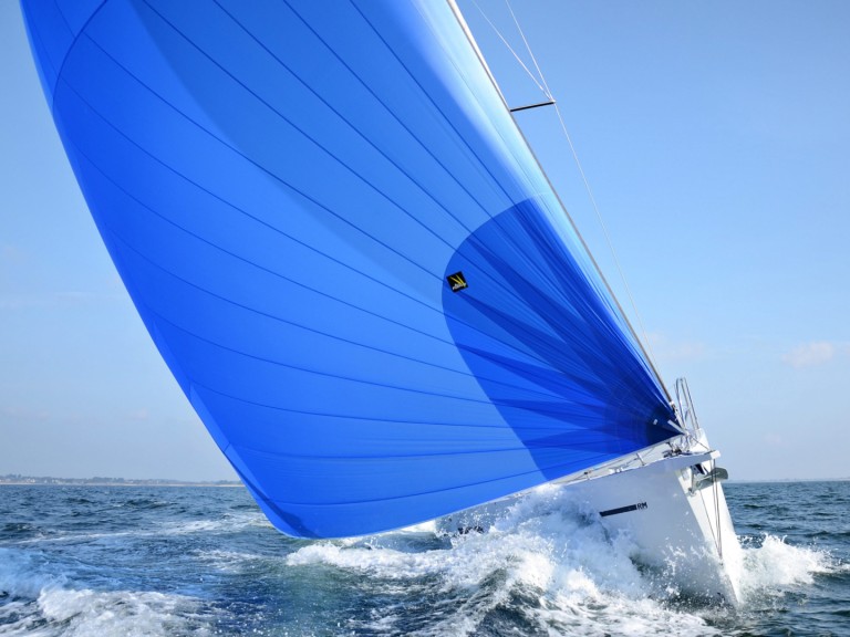 Yacht charter Le Marin - Bavaria RM 10.70 on SamBoat