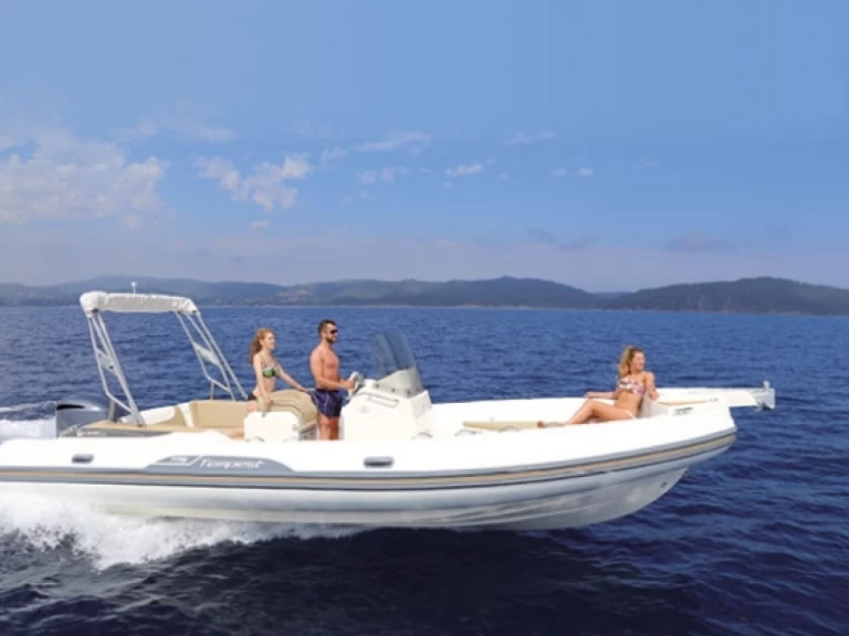 RIB hire in Propriano - Capelli Tempest 775 Open