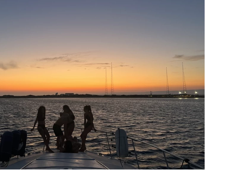 Hire a Sea Ray Sea Ray 455 Sundancer Limassol