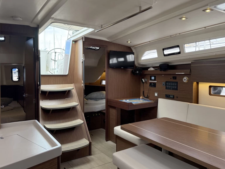 Bénéteau Oceanis 40.1 charter bareboat or skippered in  Biograd na Moru