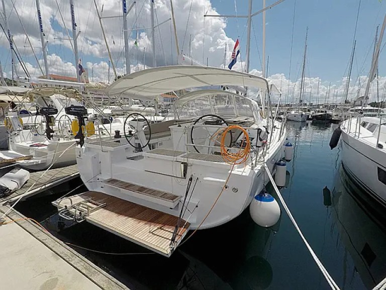 Bénéteau Oceanis 46.1 charter bareboat or skippered in  Port de Pollença