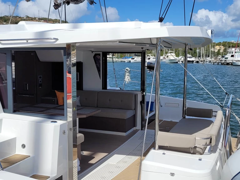 Hire Catamaran Bali with a boat licence