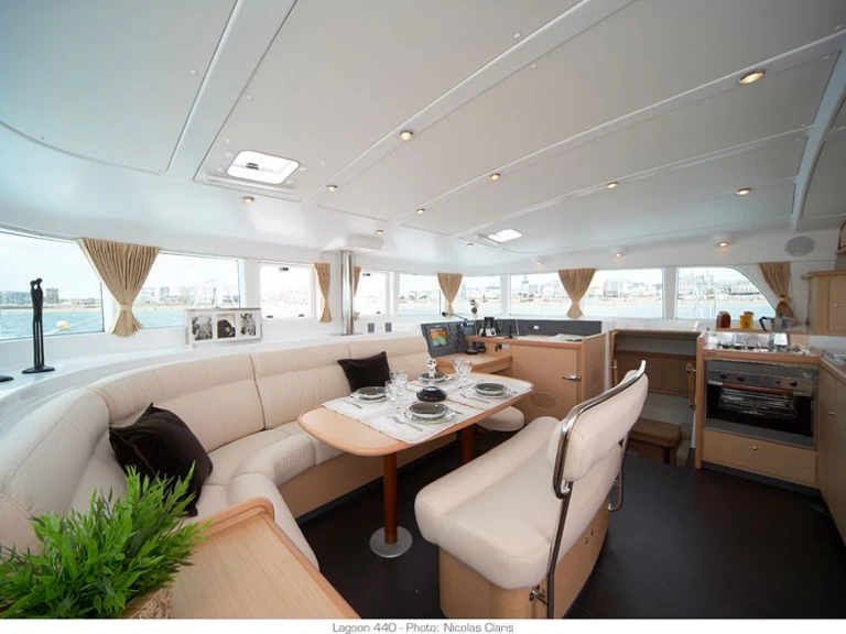 Lagoon Lagoon 440 charter bareboat or skippered in  Préveza