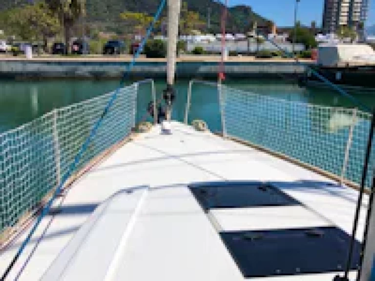 Yacht hire Salerno cheap Oceanis 38