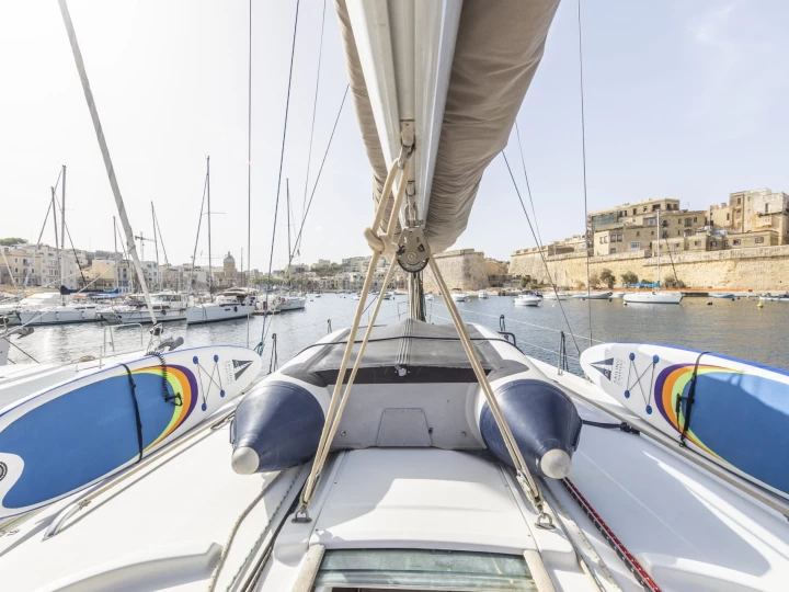 Hire Sailboat with or without skipper Bénéteau Il-Kalkara