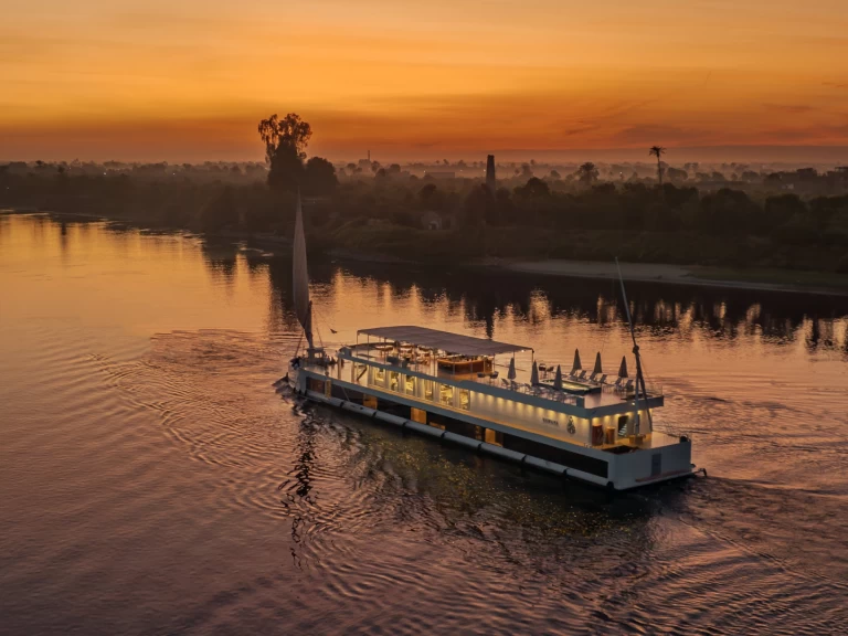 Canal boat hire in Cairo - Nawara  Nawara 197 