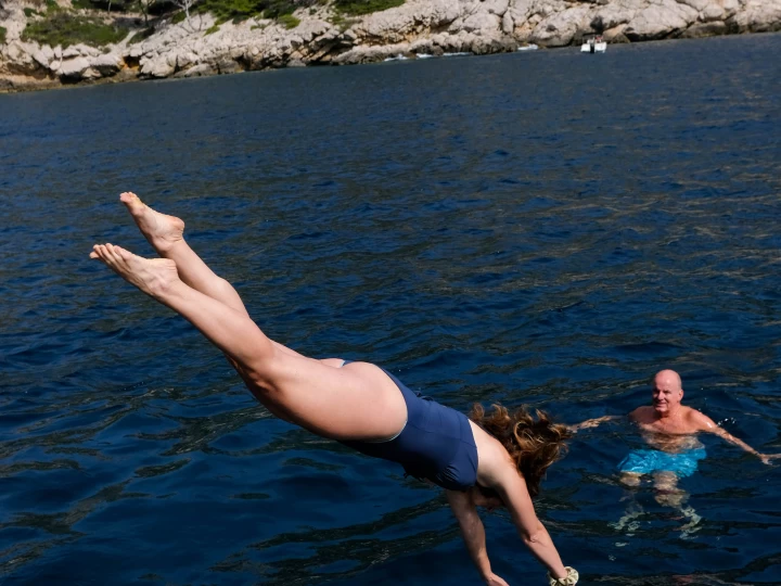 Yacht hire Marseille cheap La Flâneuse