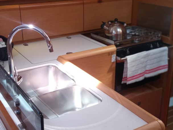 Yacht hire Gouvia cheap Sun Odyssey 379