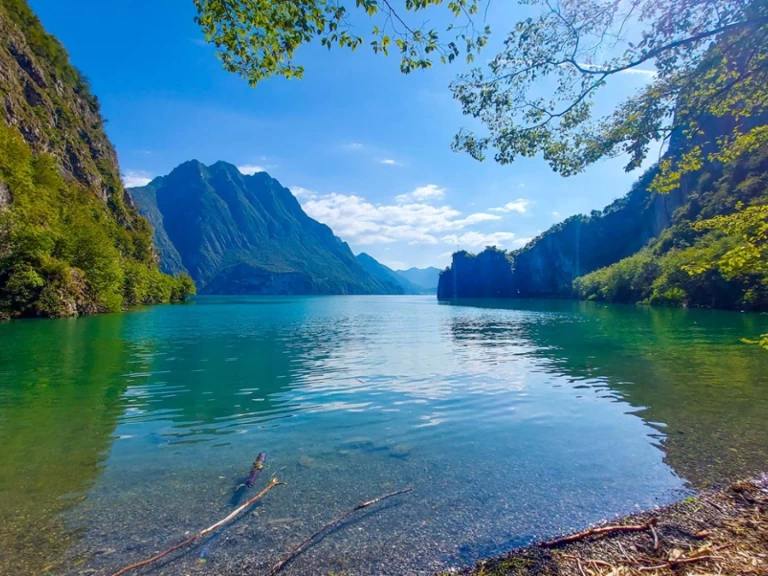 Yacht charter Lovere - cantiere archetti Motoscafo on SamBoat