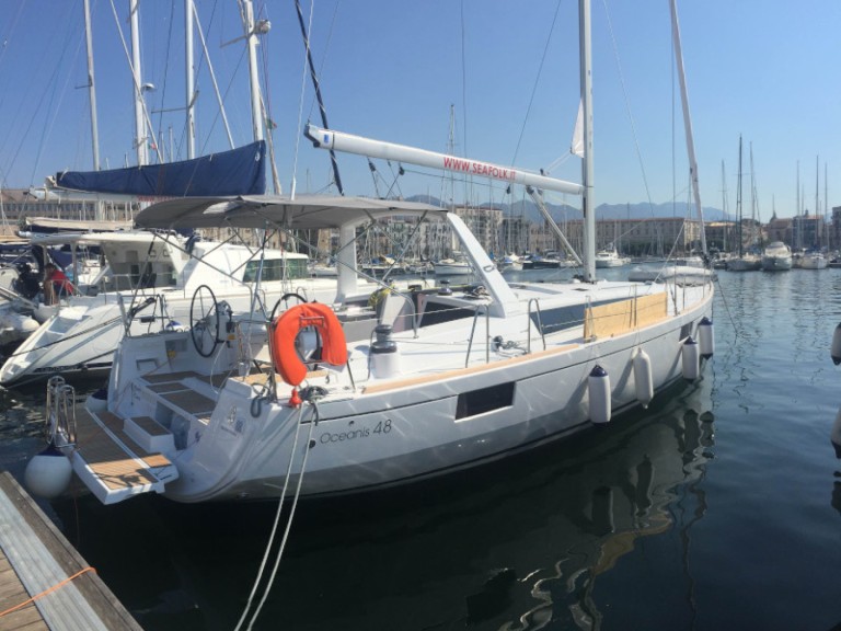 Hire a Bénéteau Oceanis 48 Marsala