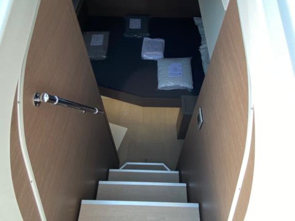 Charter a Bali Bali 4.8 in Olbia on Samboat