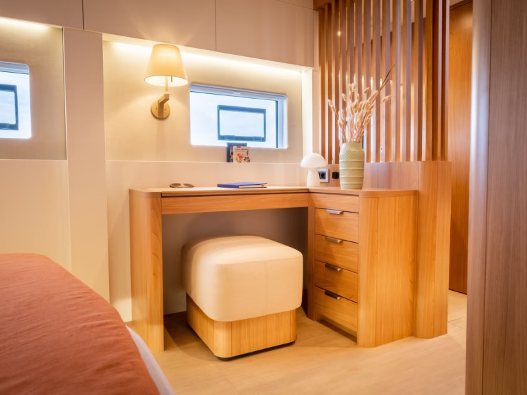 Hire Catamaran Bali with a boat licence