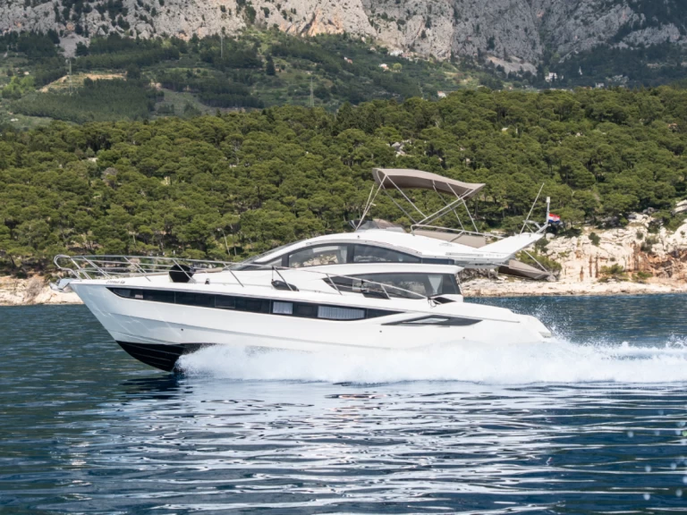 Yacht hire Makarska cheap Galeon 430 Skydeck