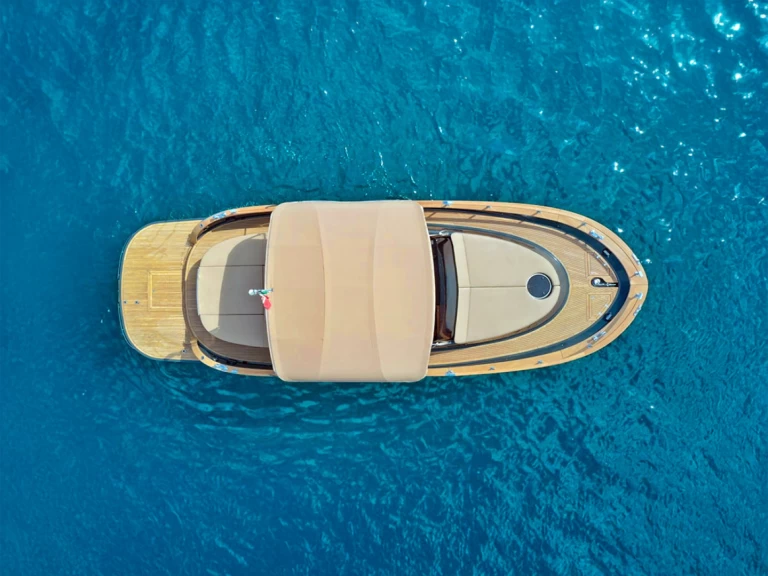 Yacht charter Amalfi - Nautica Esposito Positano 32 on SamBoat