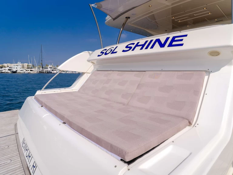Hire Luxury Yacht Ferretti with a boat licence