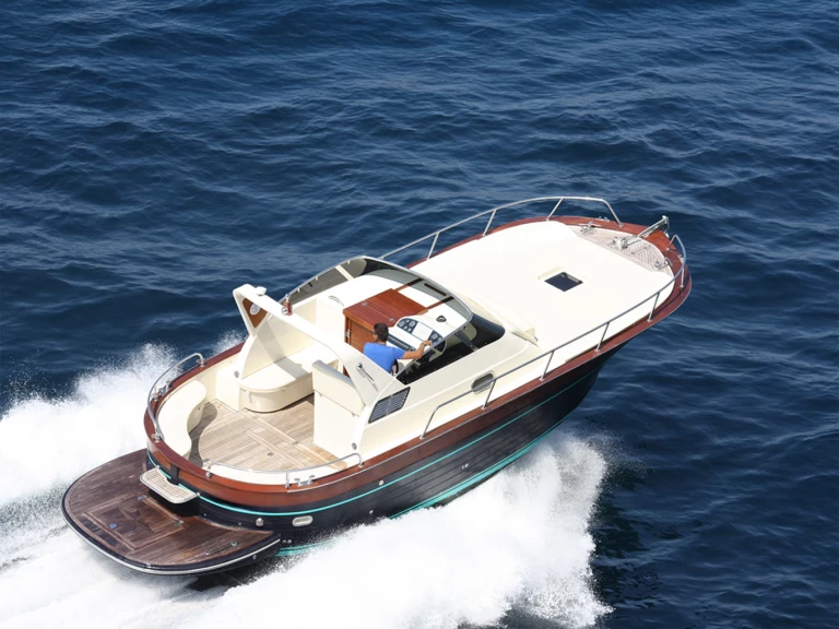 Yacht charter Sorrento - Jeranto Sorrento 30Coupè on SamBoat