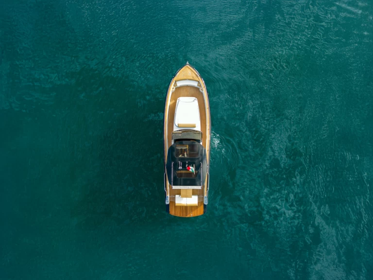 Hire a Allure 38 Amalfi