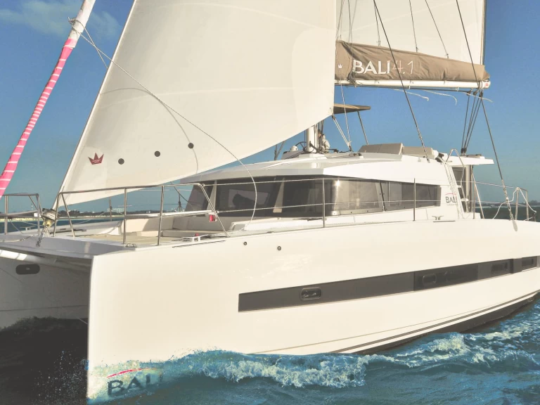 Yacht hire Kotor cheap Bali 4.1