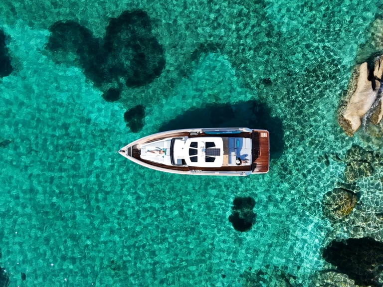 Yacht hire Cannigione cheap Fjord 44 Open