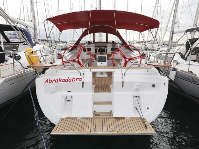 Hire Sailboat Elan with a boat licence