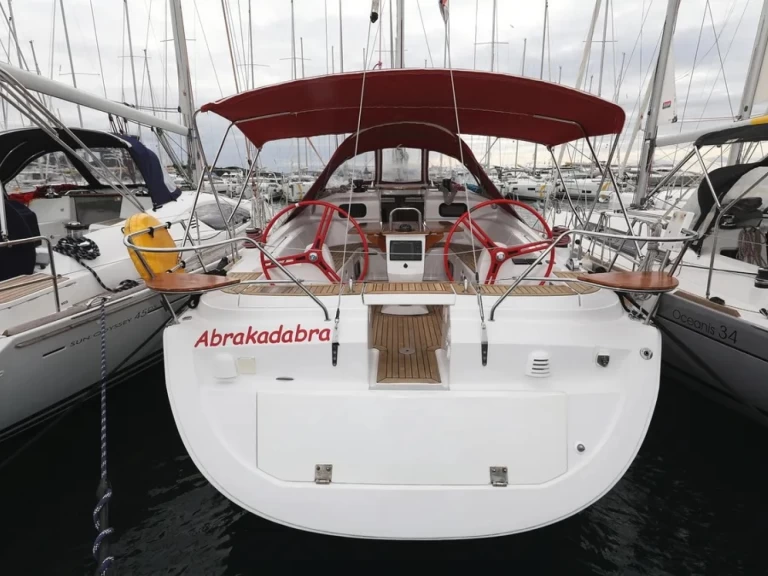 Sailboat to hire Biograd na Moru at the best price