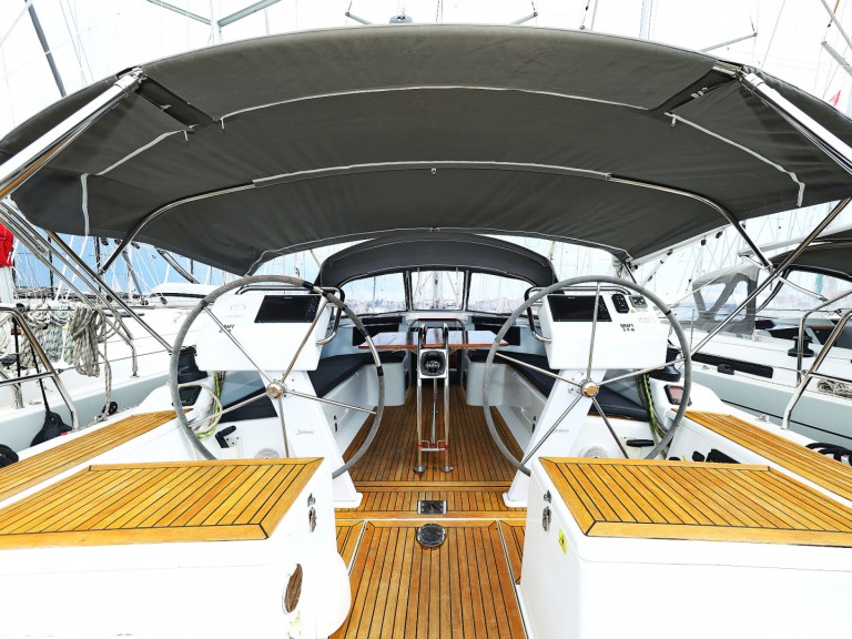 Hire Sailboat Hanse with a boat licence