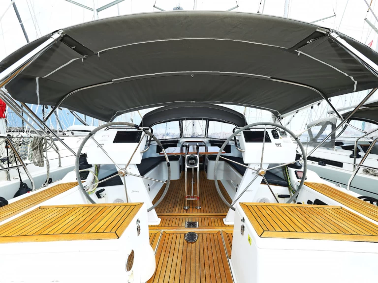 Hire Sailboat Hanse with a boat licence