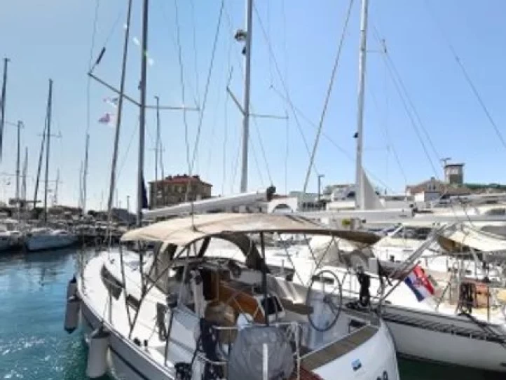 Yacht hire Zadar cheap Cruiser 37