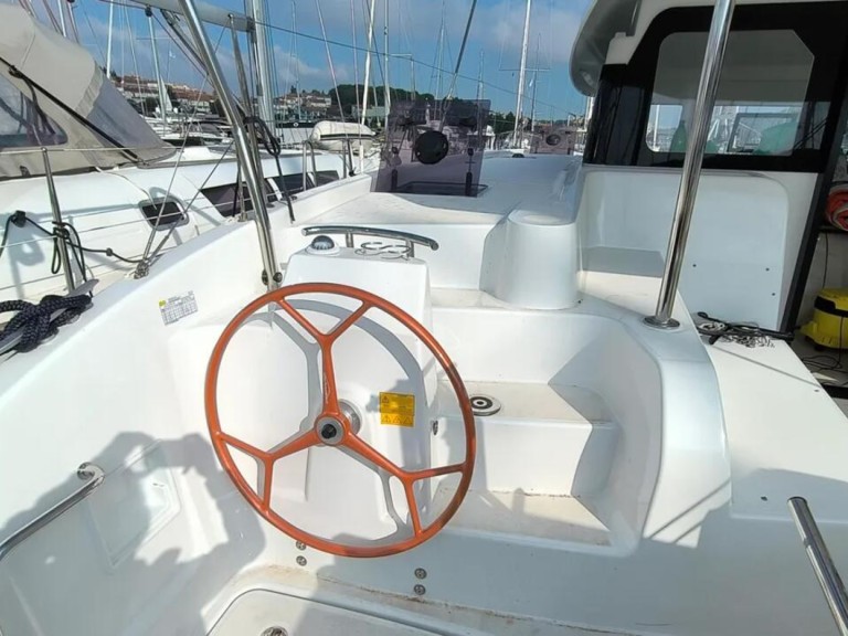 Charter a Excess Excess 11 in Pula on Samboat