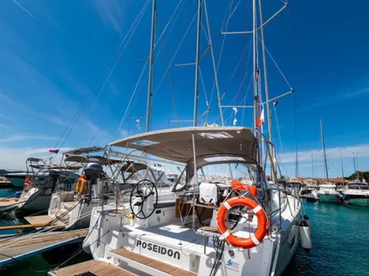 Bénéteau Oceanis 40.1 charter bareboat or skippered in  Zadar
