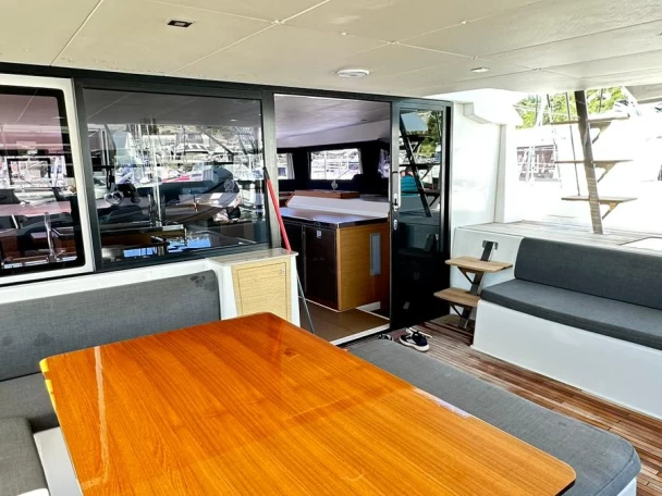 Yacht hire Primošten cheap Dufour Catamarans 48 Sail