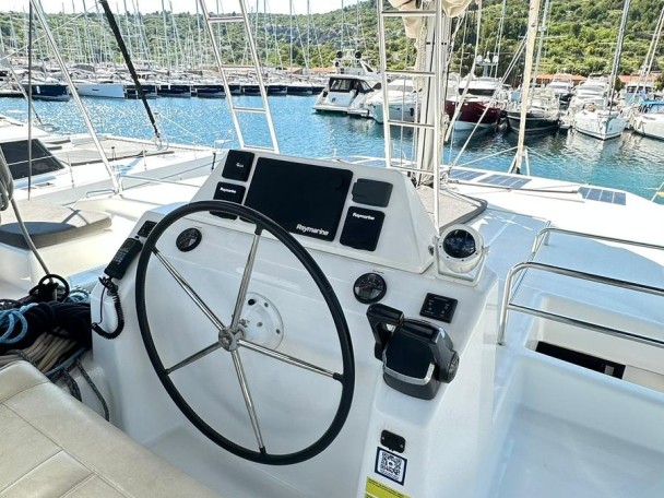 Charter a Dufour Dufour Catamarans 48 Sail in Primošten on Samboat