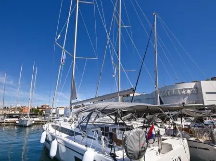 Yacht charter Zadar - Bavaria Bavaria C46 on SamBoat