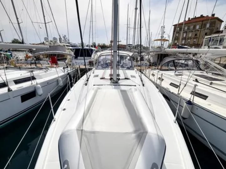 Sailboat to hire Zadar at the best price